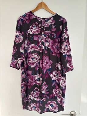 Fig & Flower 20” PTP Floral Print Tunic Top, Plum/Black, Size Large.
